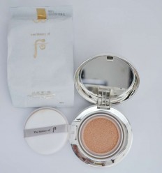 Набор осветвляющего кушона The history of Whoo Radiant White Moisture Cushion Foundation Special Set